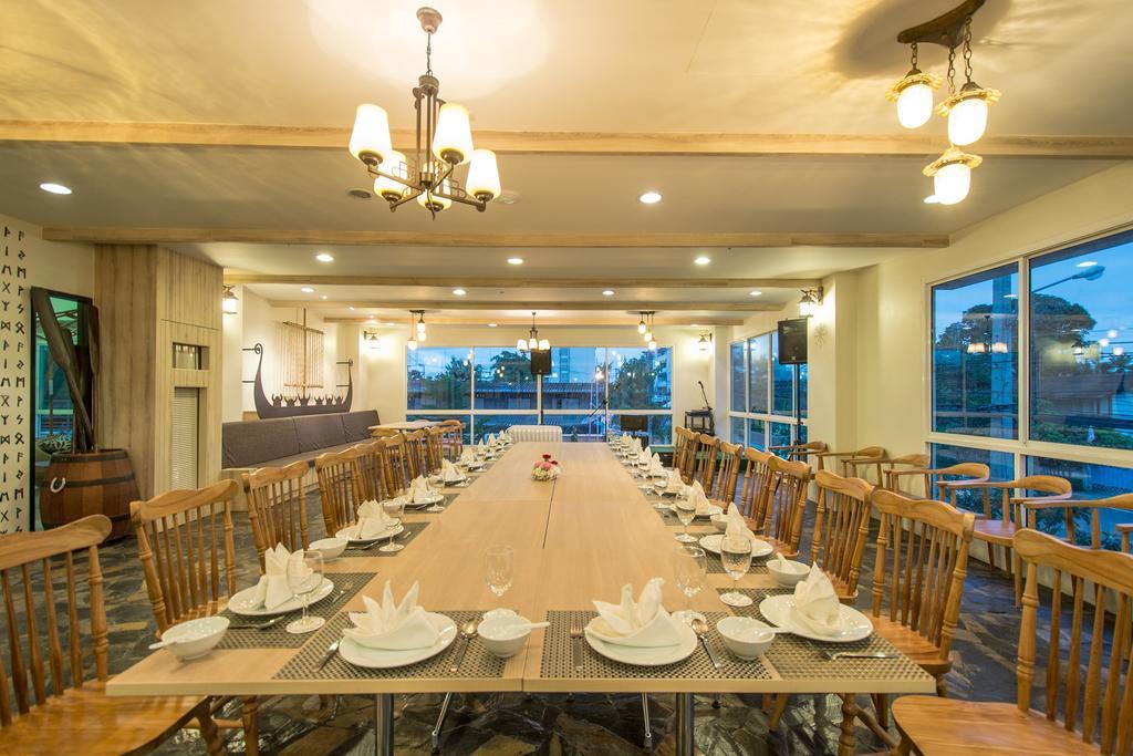 Prachuap Grand Hotel Prachuap Khiri Khan Buitenkant foto