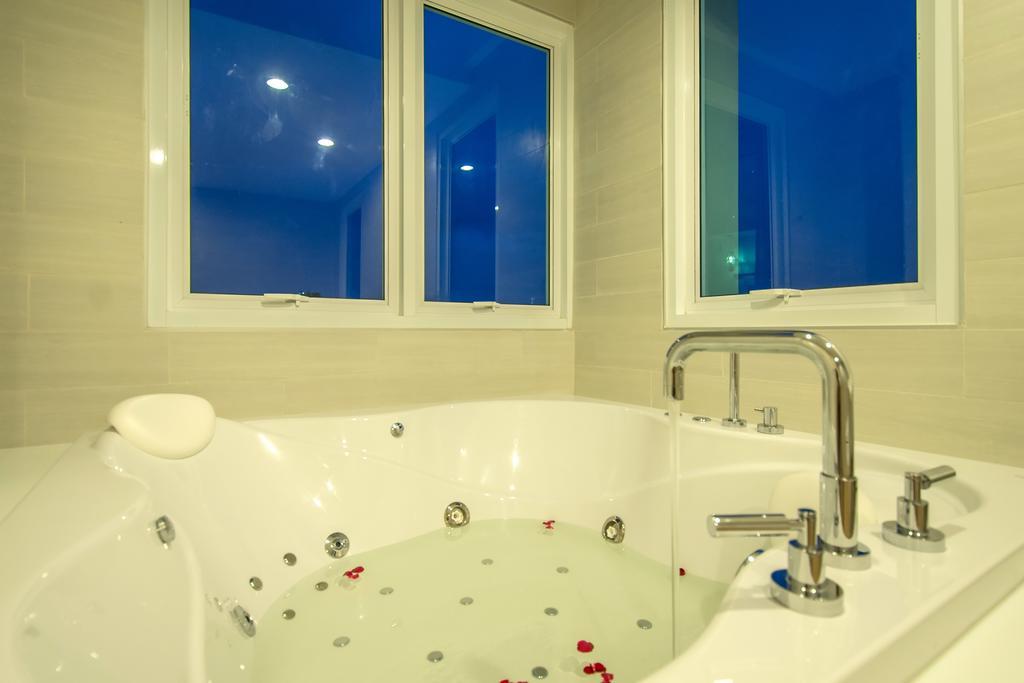 Prachuap Grand Hotel Prachuap Khiri Khan Kamer foto