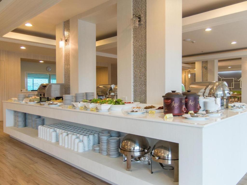 Prachuap Grand Hotel Prachuap Khiri Khan Buitenkant foto