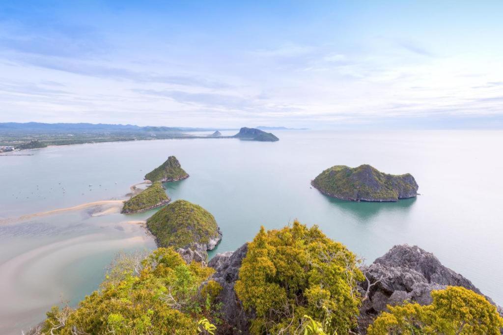 Prachuap Grand Hotel Prachuap Khiri Khan Buitenkant foto